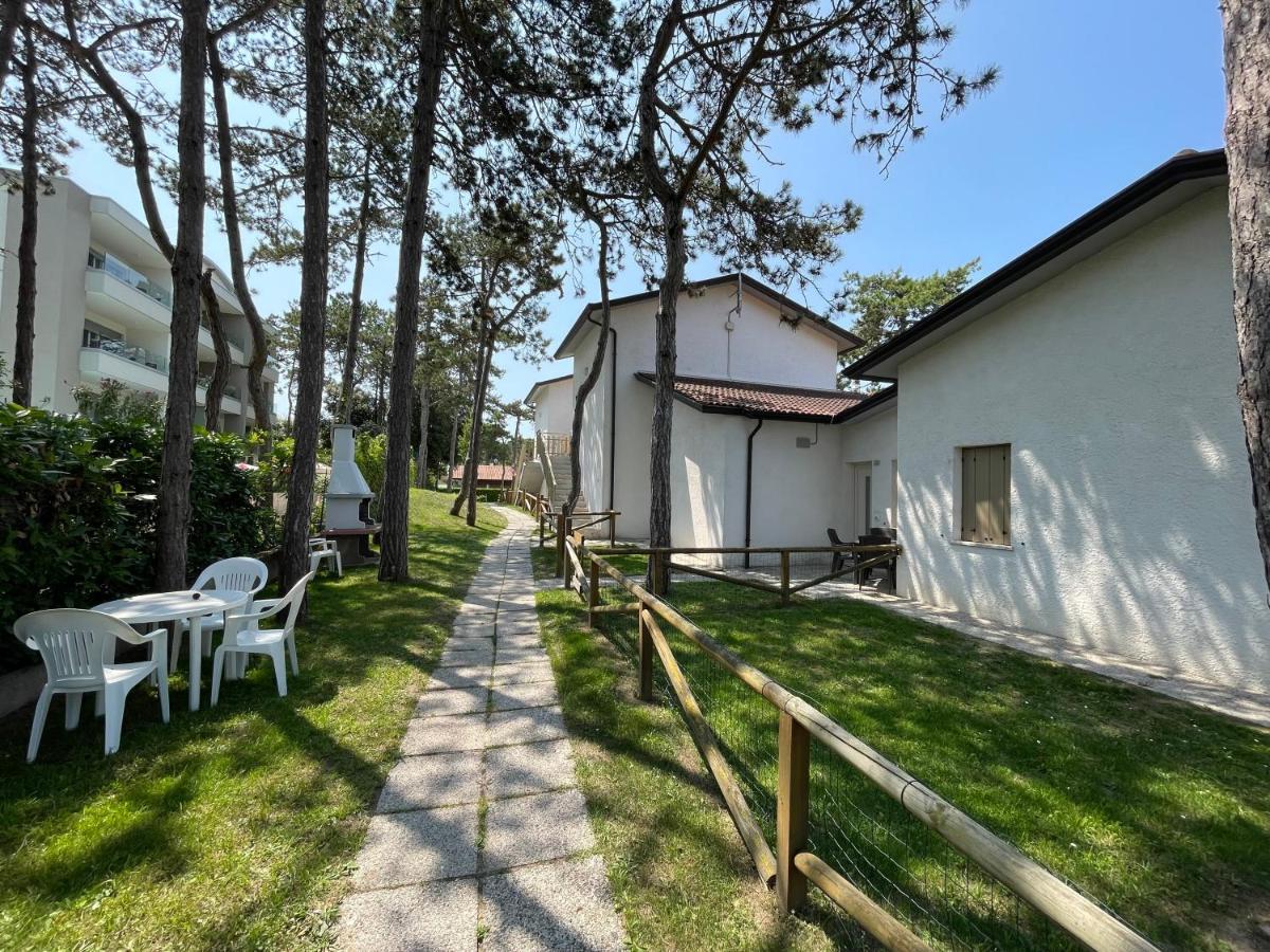 Ville Pinetine Μπιμπιόνε Εξωτερικό φωτογραφία